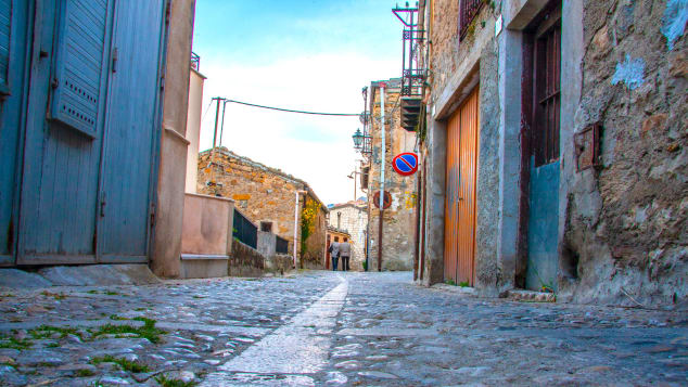 http___cdn.cnn.com_cnnnext_dam_assets_191101165335-cammarata---c-gianpiero-la-palerma---comune-cammarata---carriage-road--020