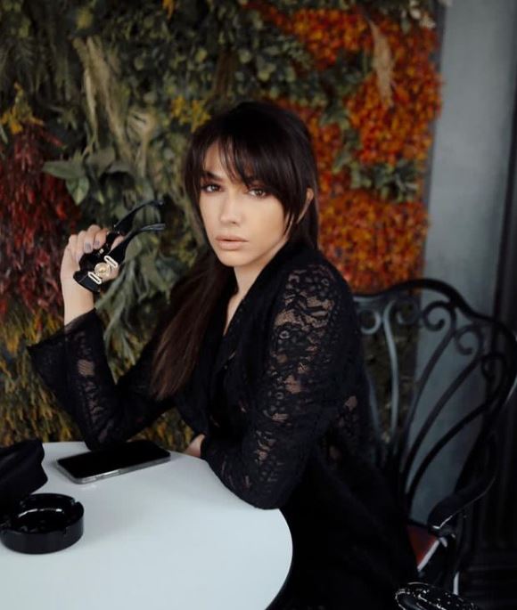 jonida vokshi (3)