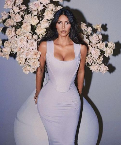 kim kardashian (2)