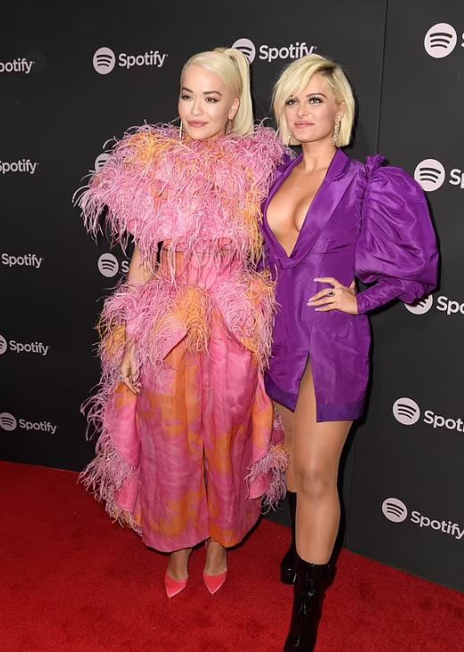 rita ora bebe rexha dua lipa (8)