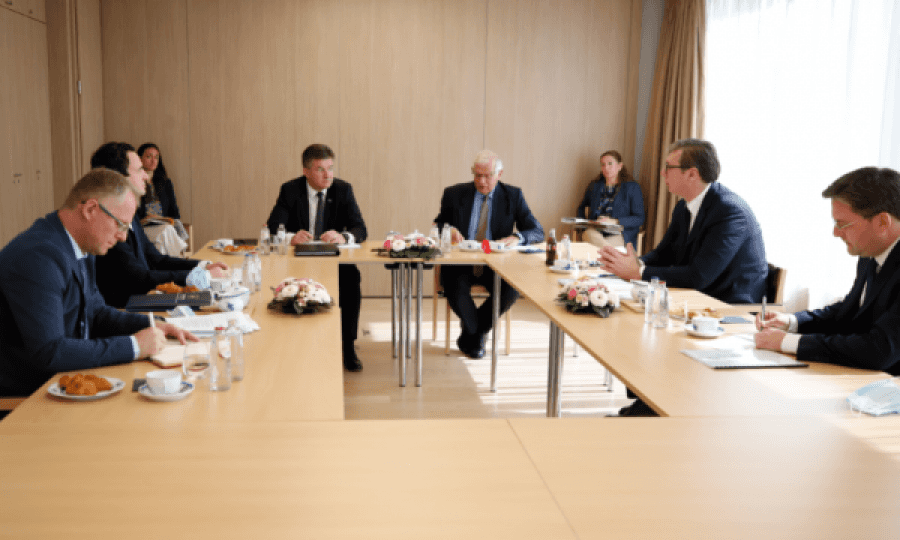 kurti-vucic