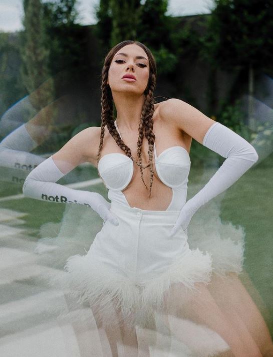 elvana gjata (6)