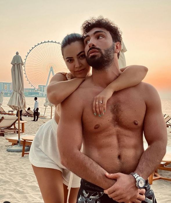 sara hoxha (2)