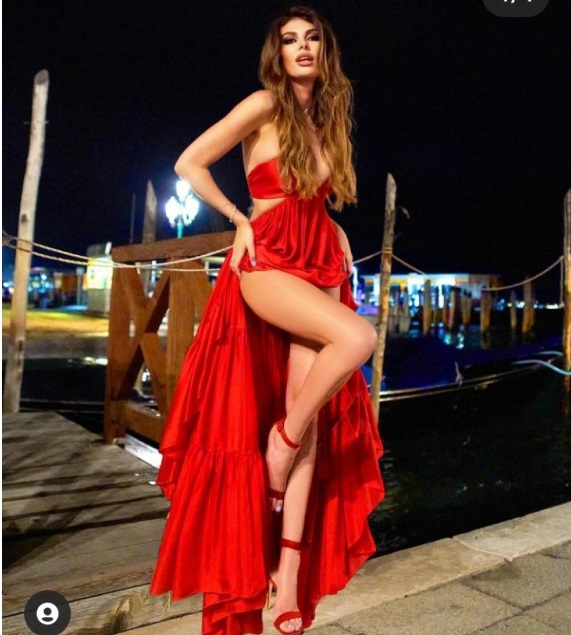 angela myk
