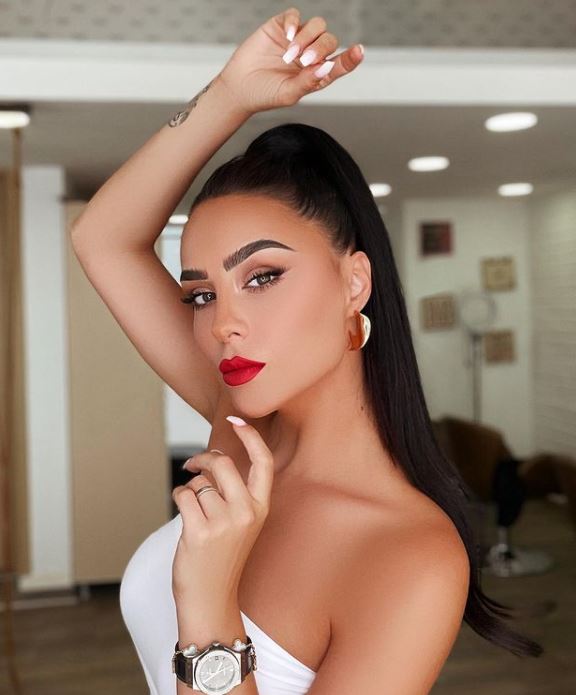 xhensila myrtezaj (2)