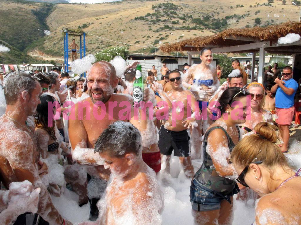 ylli manjani monika kryemadhi feste shkuma party birra korca4