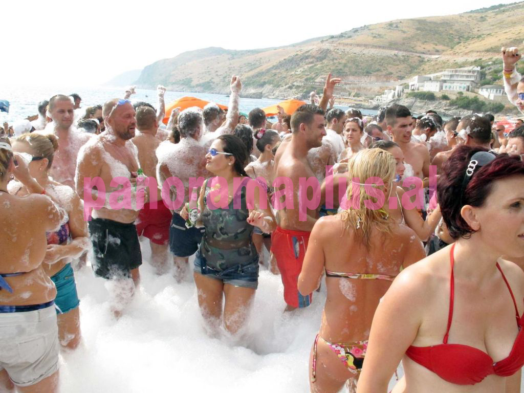 ylli manjani monika kryemadhi feste shkuma party birra korca5
