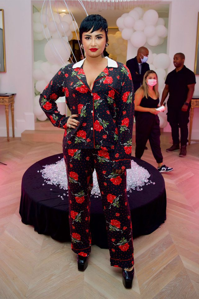 demi lovato (2)