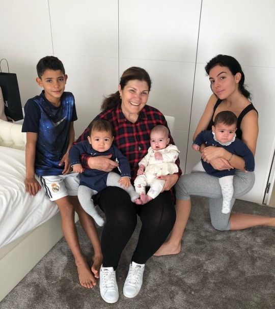 georgina rodriguez cristiano ronaldo3