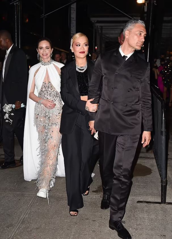 rita ora, taika waititi (3)