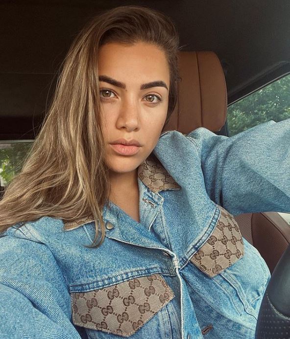 sara hoxha (10)