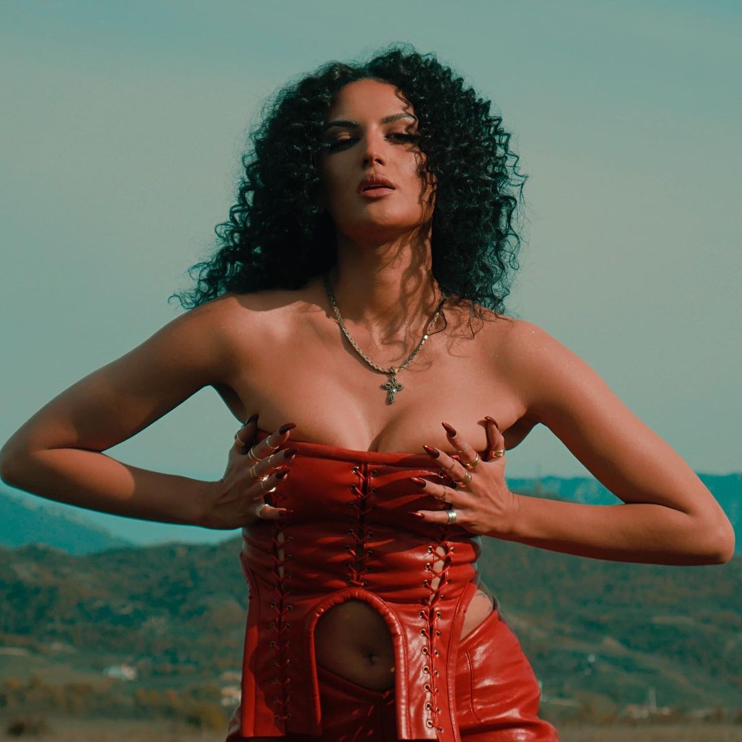 sheila haxhiraj (4)