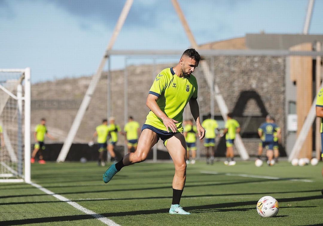 armando sadiku (18)