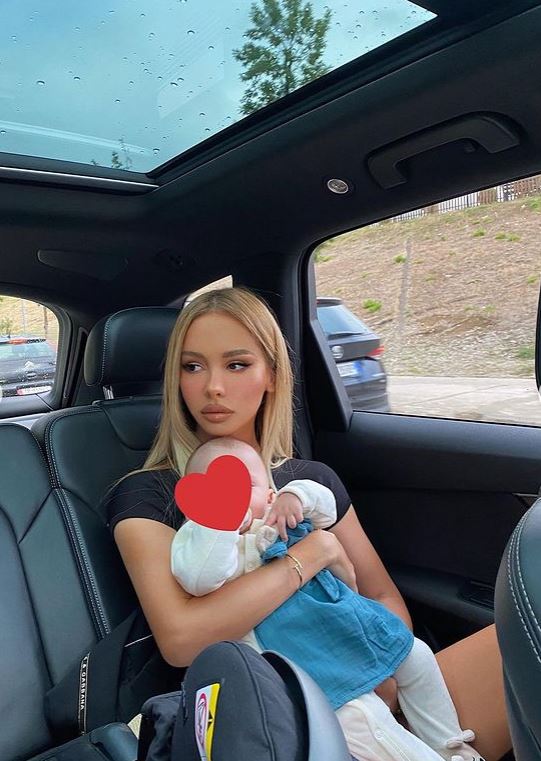 aurela hoxha (9)