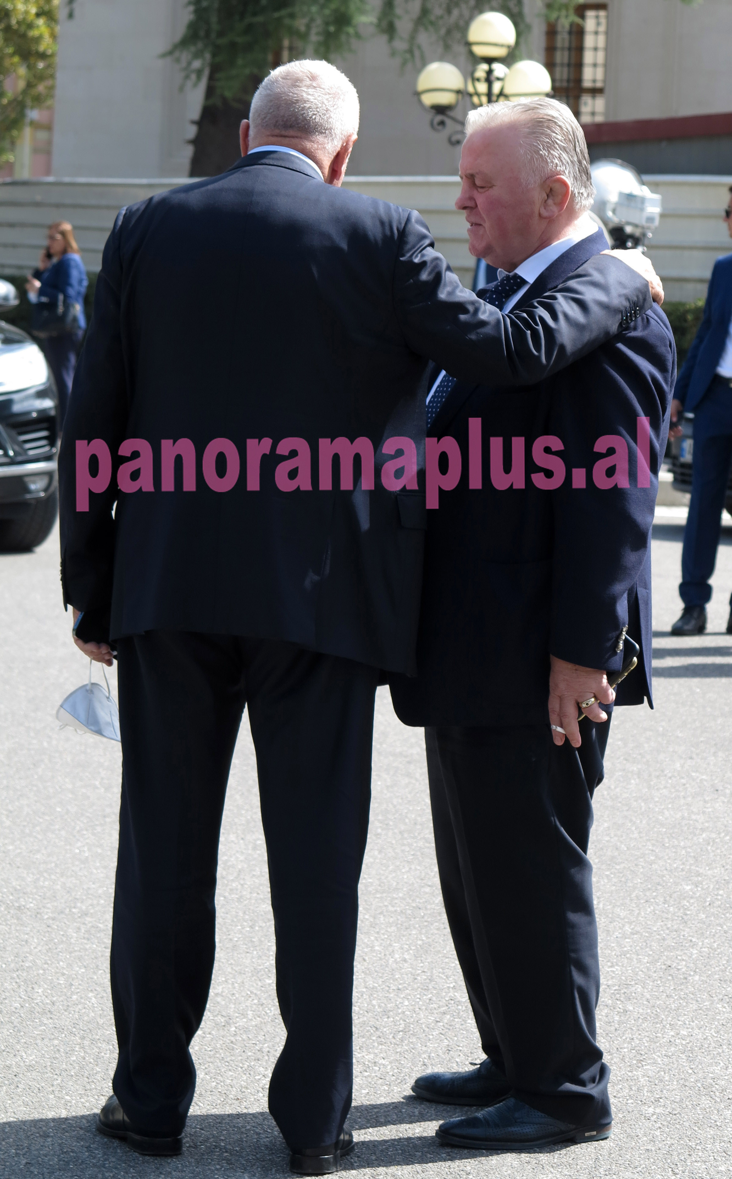 deputete parlament3