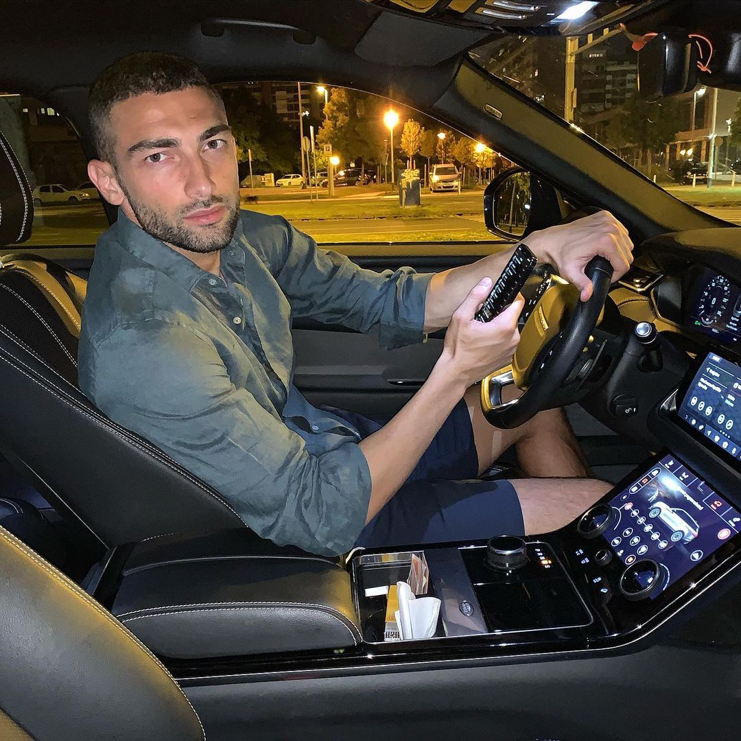eros grezda (2)