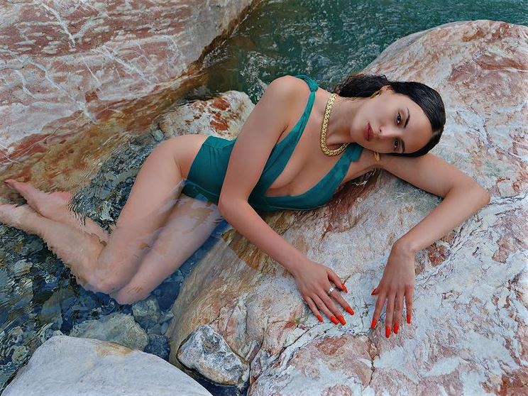 sheila haxhiraj, paloma (4)