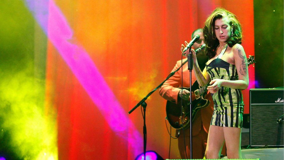 amy winehause (2)