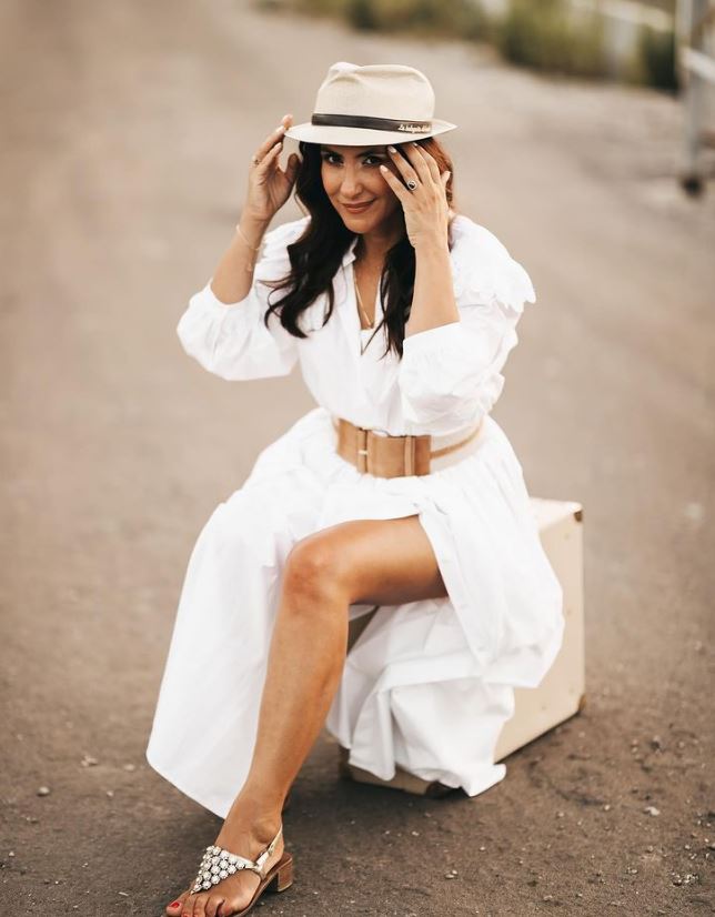 iva tico (8)