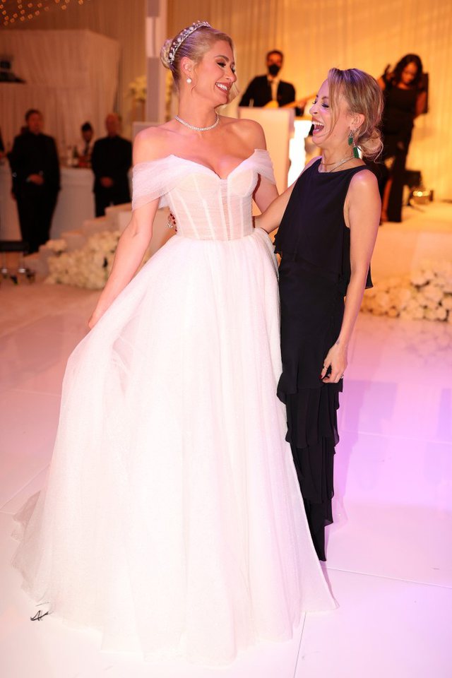 paris hilton (15)