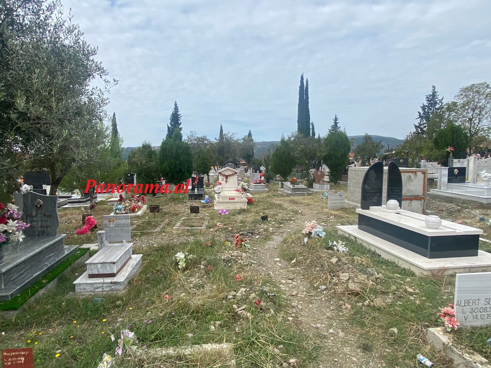 varrezat lezhe1