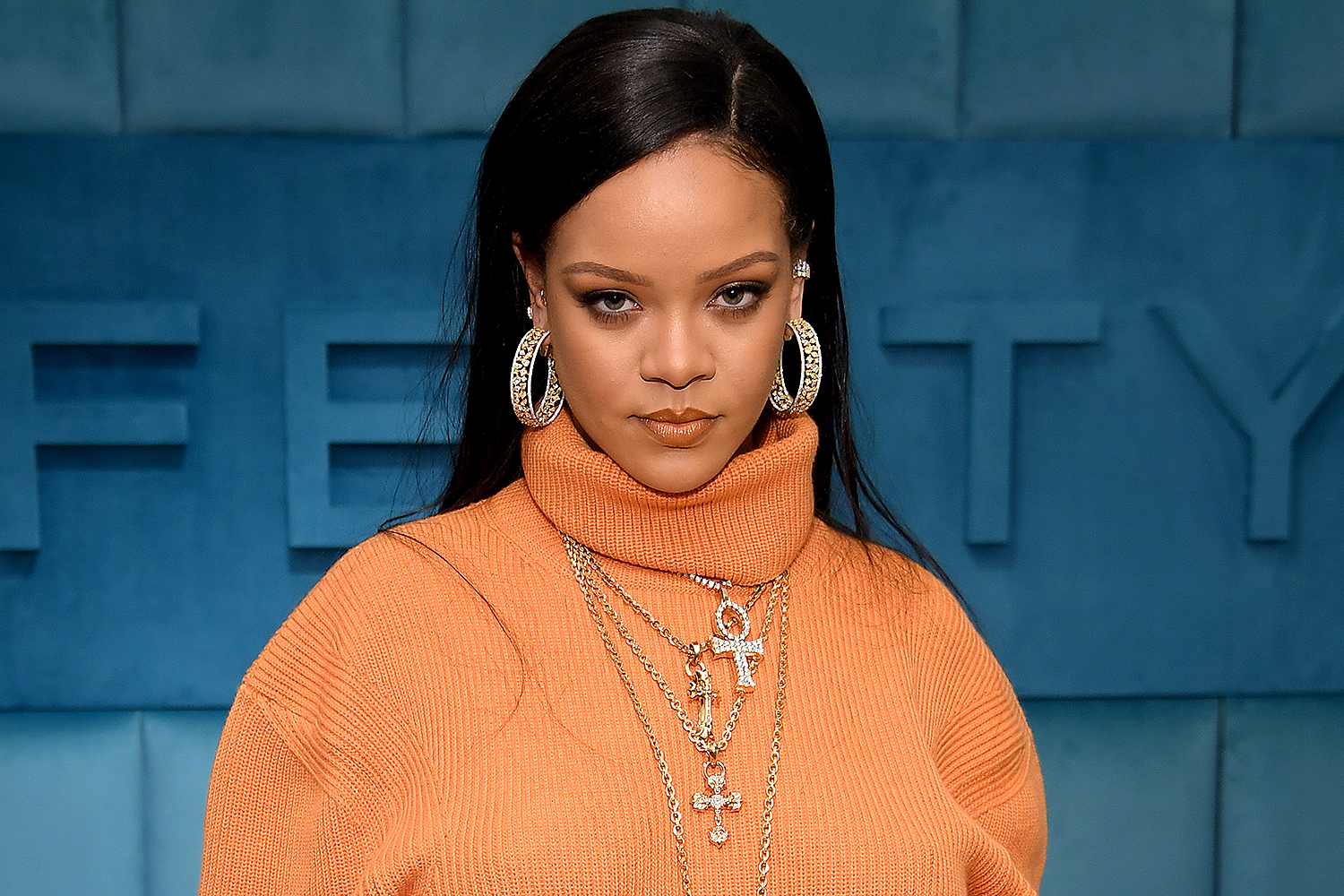 NEW YORK, NEW YORK - FEBRUARY 07: Robyn Rihanna Fenty and Linda Fargo celebrate the launch of FENTY at Bergdorf Goodman at Bergdorf Goodman on February 07, 2020 in New York City. (Photo by Dimitrios Kambouris/Getty Images for Bergdorf Goodman)