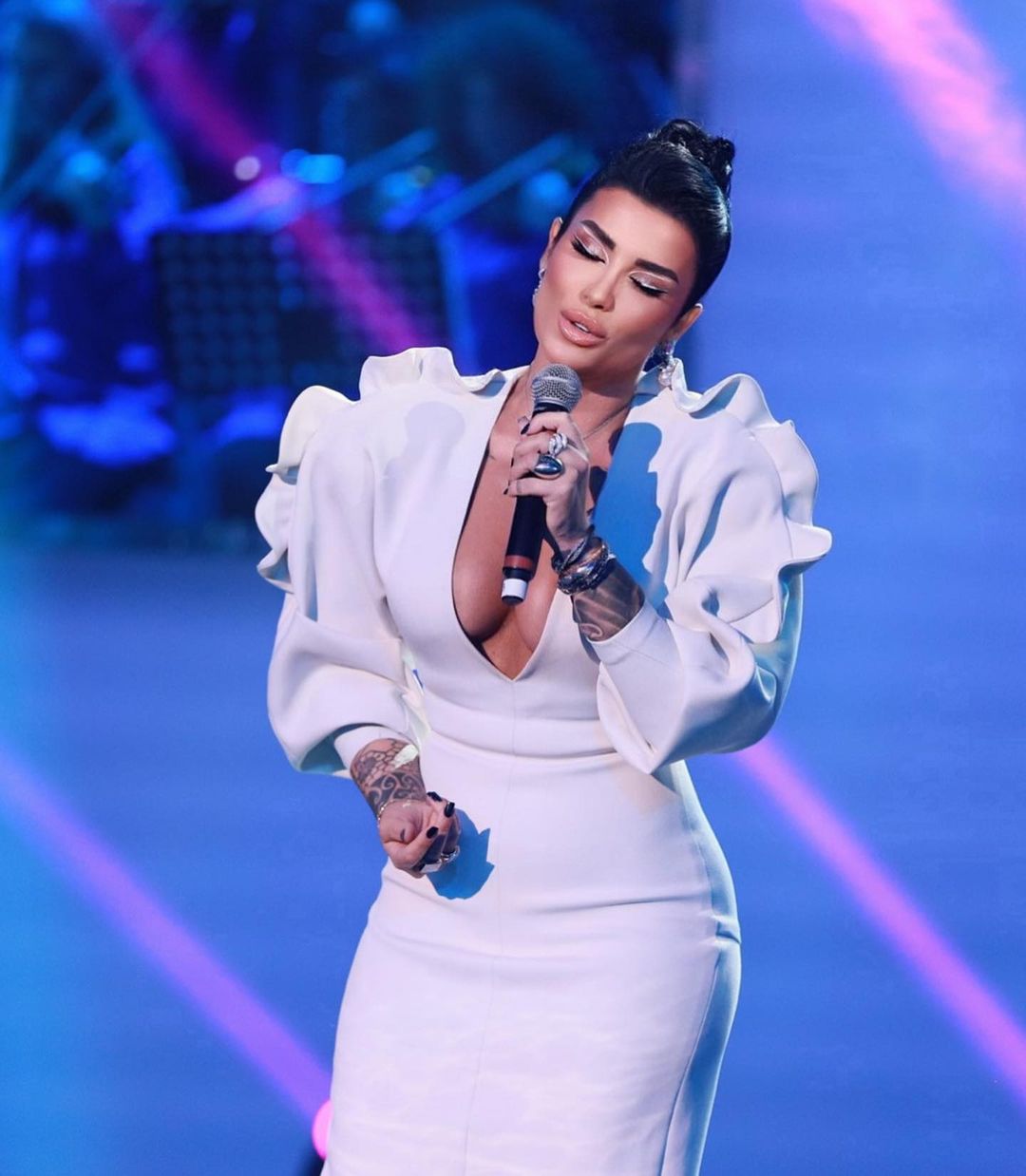 jonida maliqi (10)