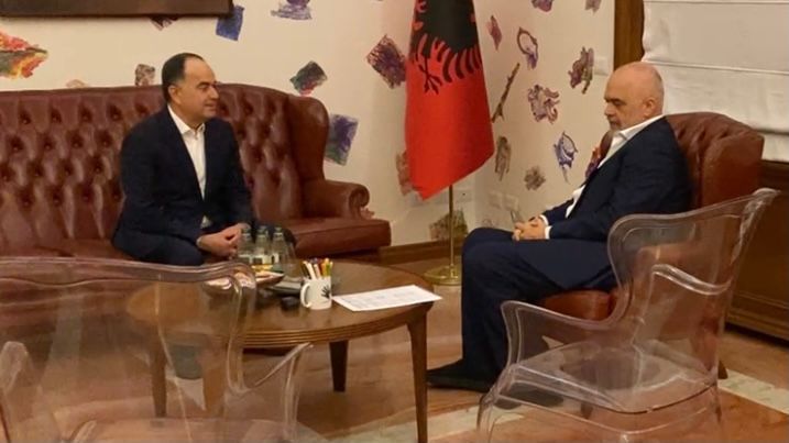 Edi Rama Bajram Begaj-Kryeministria-takimi-ulja-veshja-presidenti-Begaj-kryeminsitri (1)