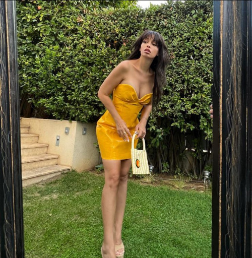 eleni foureira5