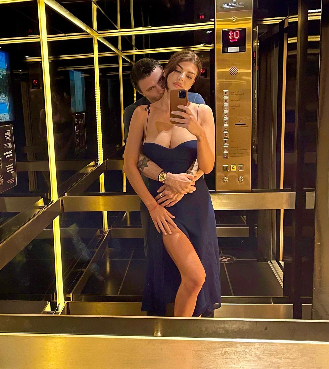 angela martini10