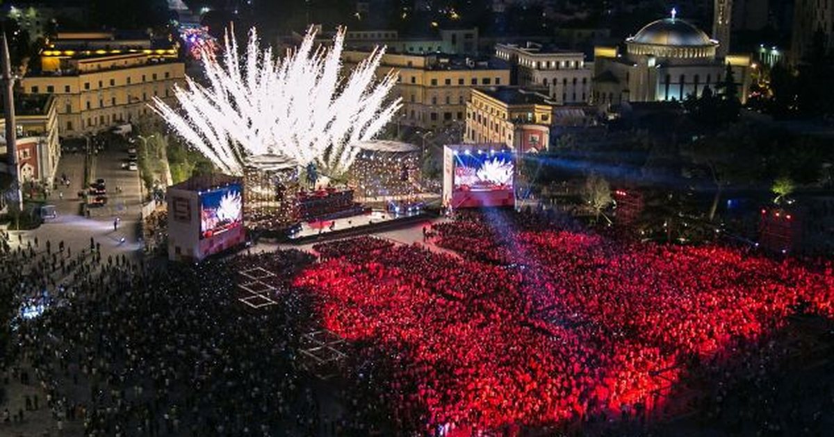 Nata e Bardhe1