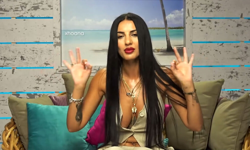 xhoana kurti5