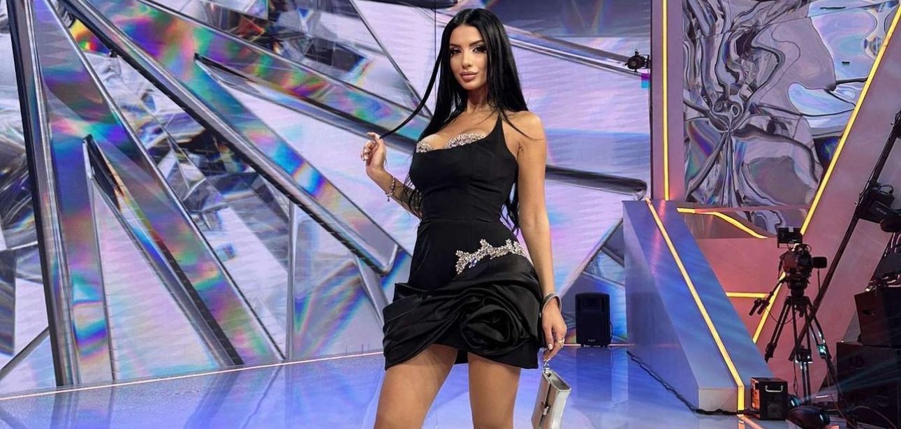 xhoana kurti7