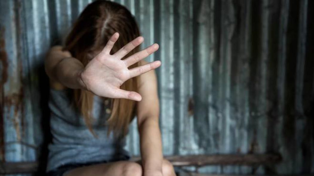abuso-violenza-minorenne-1050x590