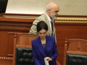 “Mbylle gojën!”- Spiropali flet për përplasjen me Ramën: Ajo që ndodhi nuk është thjesht çështje personale, por model që po zgjerohet! Frika? Njerëzit masin fjalët prej pasojave! Debati po shtypet, për rehatinë e pushtetit