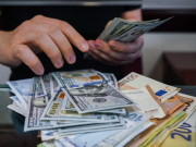 Këmbimi valutor 1 korrik/ Me sa blihen e shiten dollari dhe euro, çfarë ndodh me monedhat e tjera