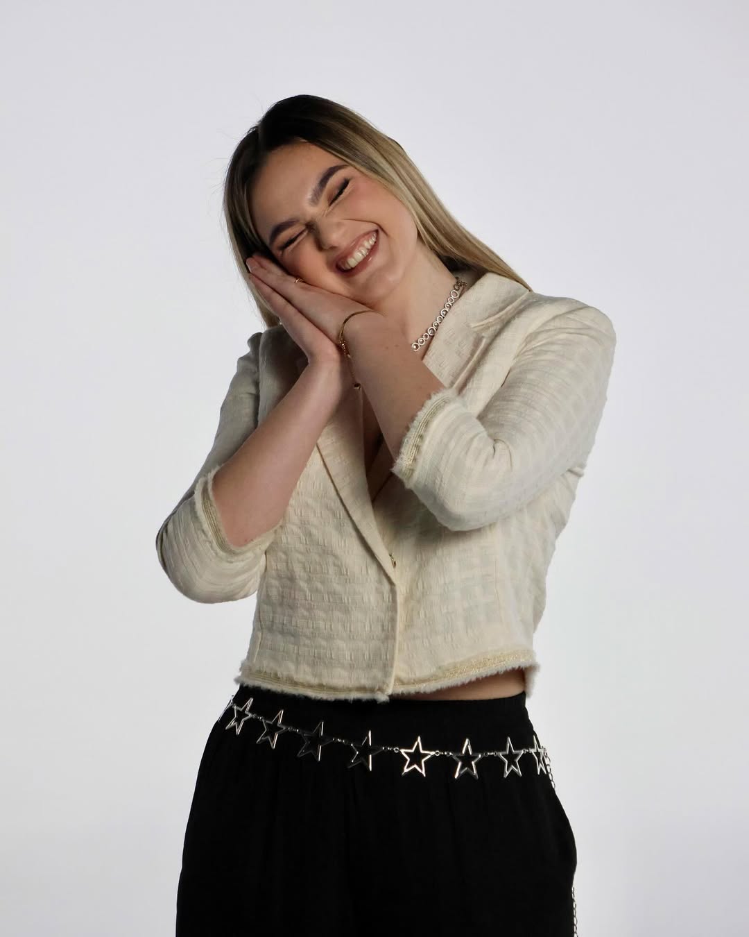 Luna Çausholli