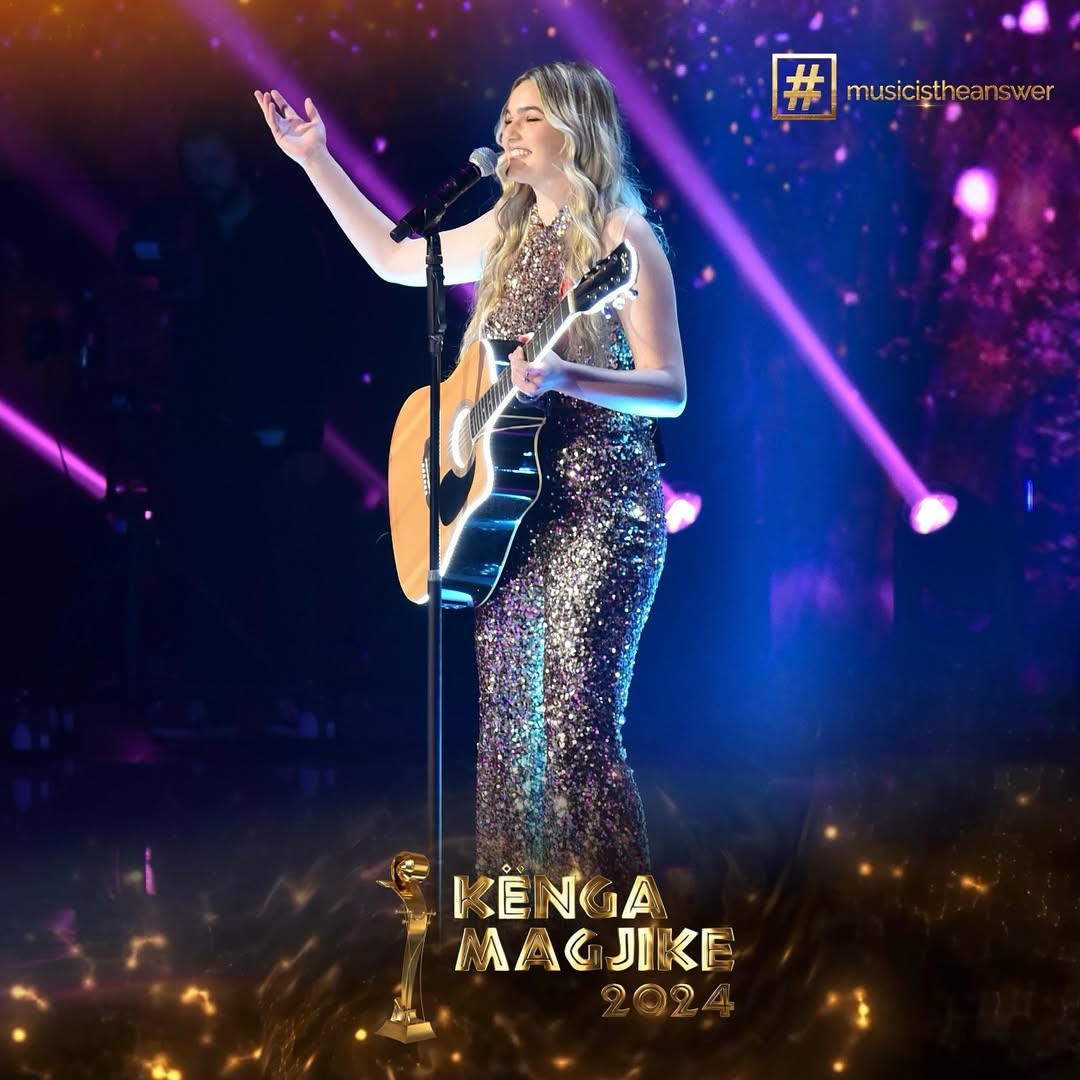 Luna Çausholli2