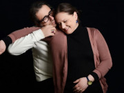 “Kemi 3 vite të ndarë, e provuam të ribashkohemi, por…”- Fundi i martesës me aktoren e humorit, Erand Sojli rrëfen si e pritën vajzat: Divorci s’është problem
