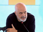 “Një kompani s’ka të ardhme kur nuk ka njerëz”- Rama me sipërmarrësit: Pagat s’janë më problemi kryesor, duhet investim në burimet njerëzore