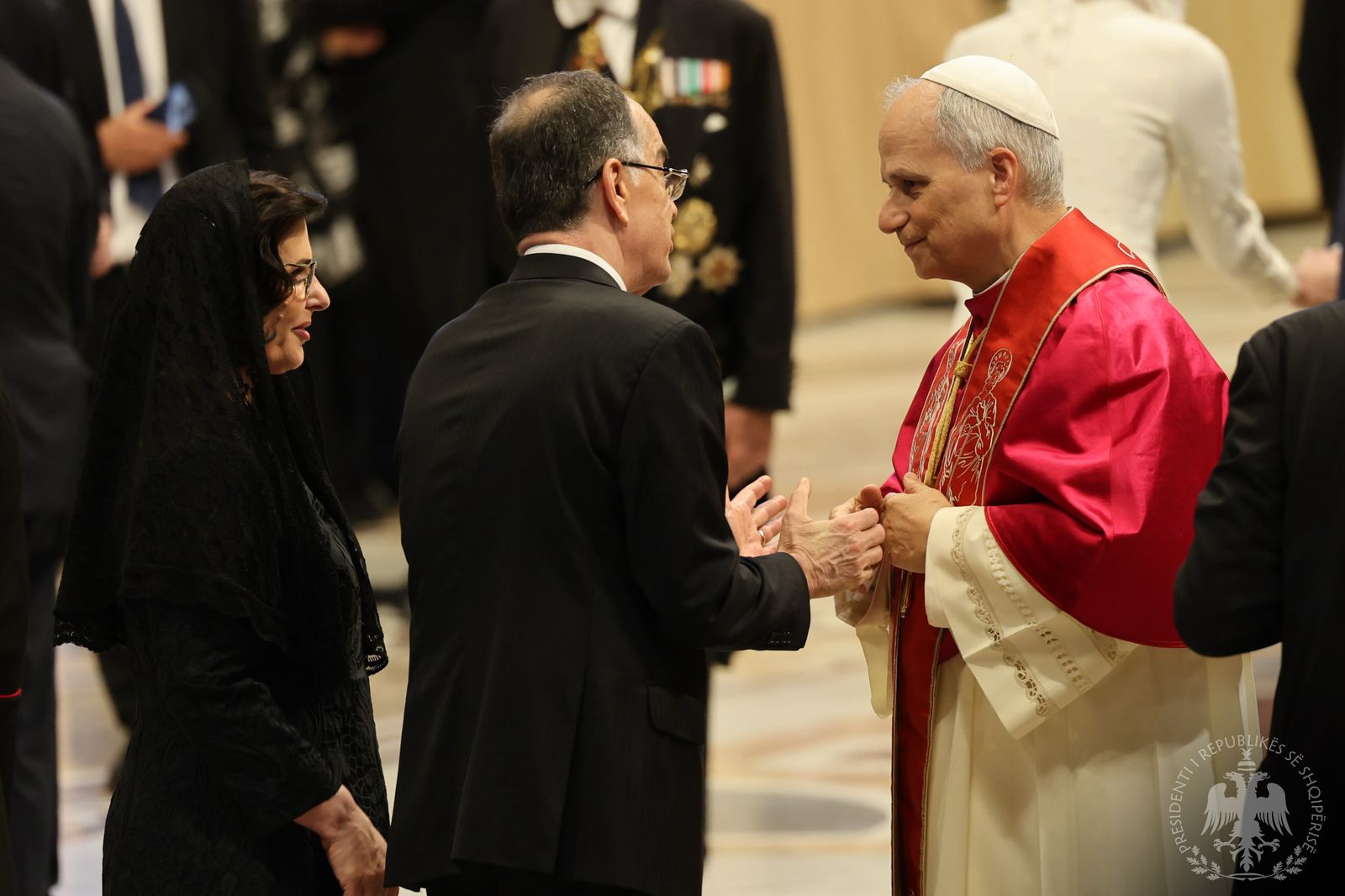 papa leo presidenti begaj