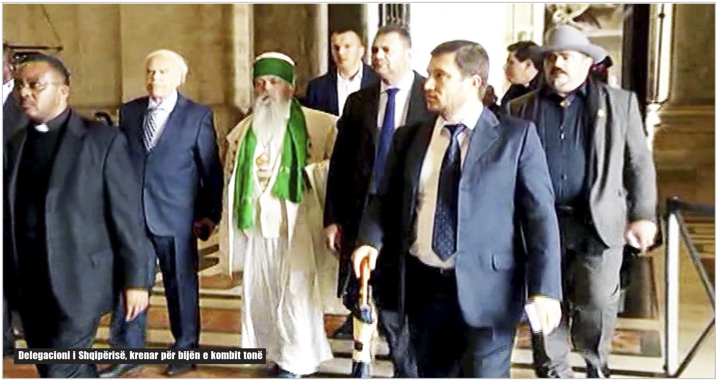 Kryegjyshi Botëror H. Dede Edmond Brahimaj, z. Tom Doshi, të ftuar në veremoninë e shenjtërimit të Nënë Terezës
