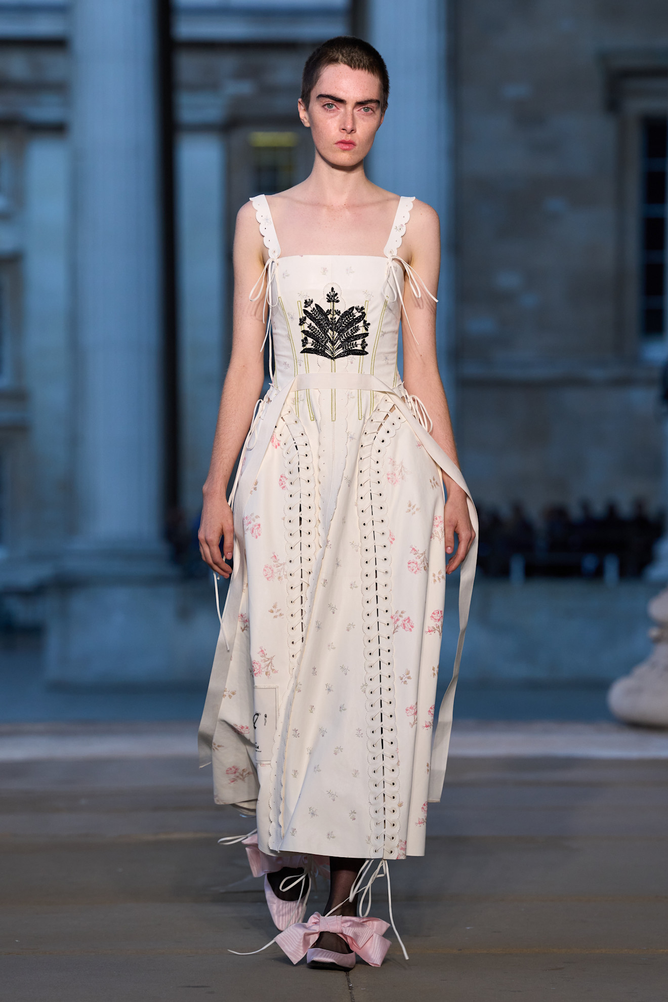 Erdem-S26-009