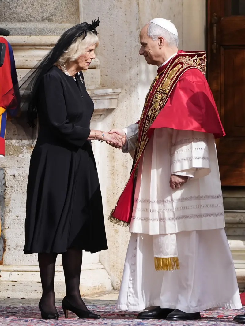 Mbreti Charles papa leon (1)