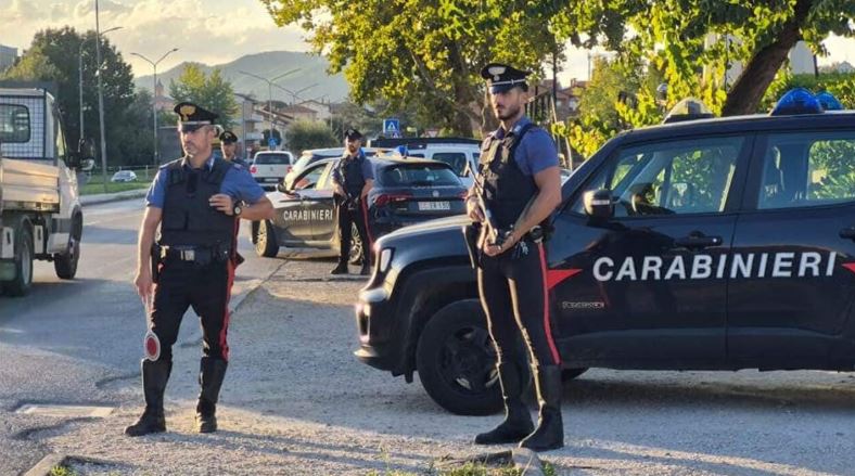 karabinieret itali shqiptari