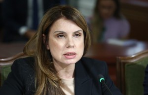 naureda llagami
