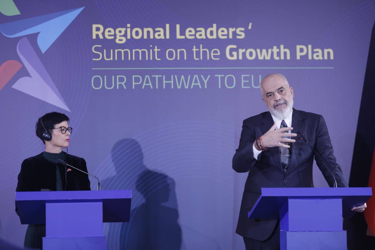 edi rama marta kos (3)