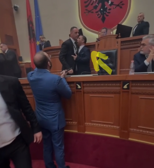 Komandati i garde2s