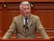 Gjekmarkaj në Konferencën e Kryetarëve: Keni frikë nga fjala e opozitës! Do përballemi me ju në Kuvend e në sheshe! Hakmarrja e drejtësisë do të bjerë mbi ju!