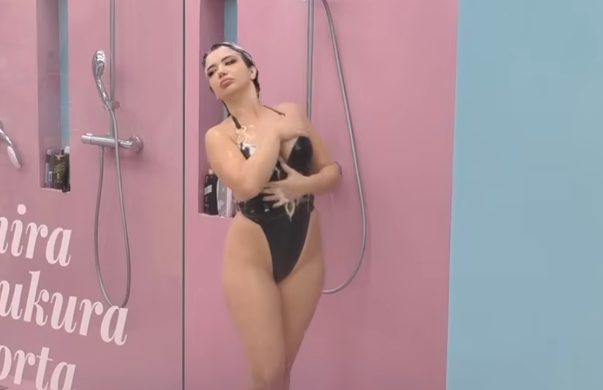 alba pollozhani(9)